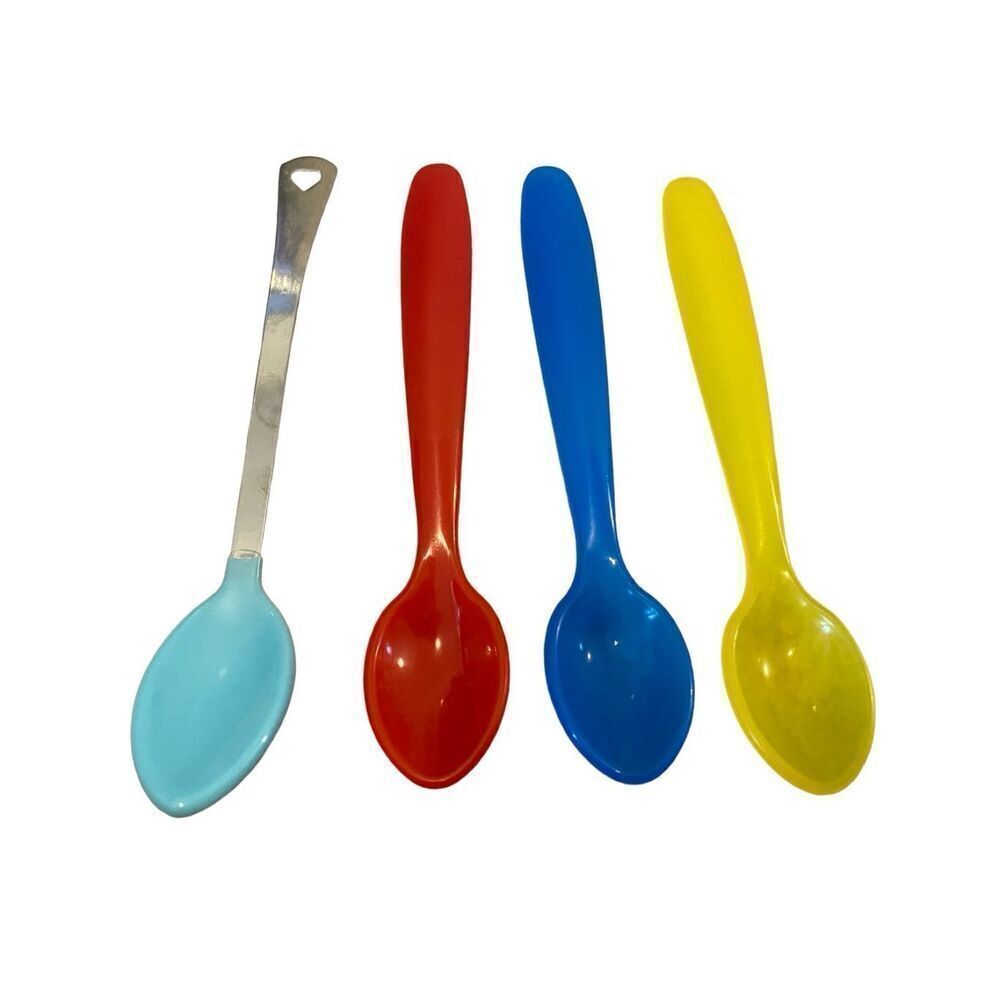 Lot Of 4 Baby Spoons Munchkin Plastic Rubber Kids